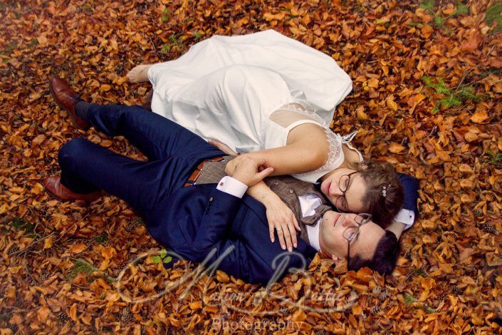 Mariage, séance couple, forêt, automne Le Chambon-sur-Lignon, Haute-Loire, Auvergne, France