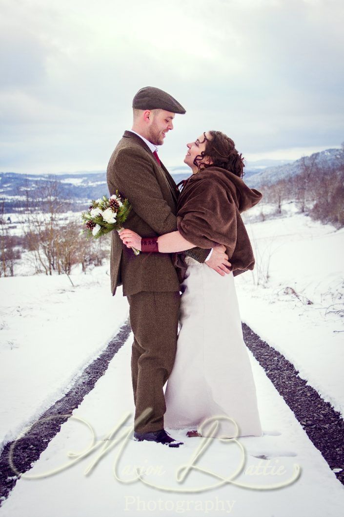 Mariage, séance couple, hiver, Lantriac, Haute-Loire, Auvergne, France