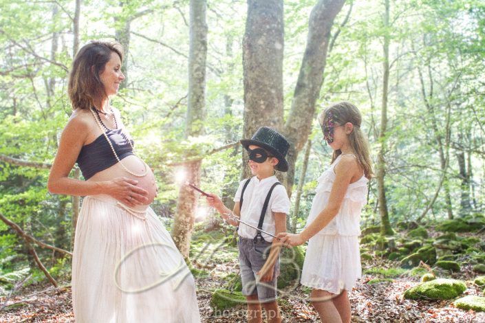 seance grossesse, ventre rond, bébé, nature, Haute-Loire, Auvergne