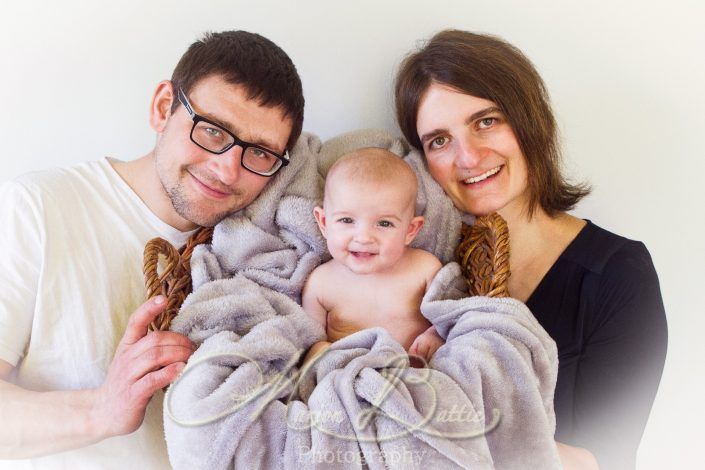 séance naissance, bébé, portrait, Saint-Julien-Du-Pinet, Haute-Loire, Auvergne