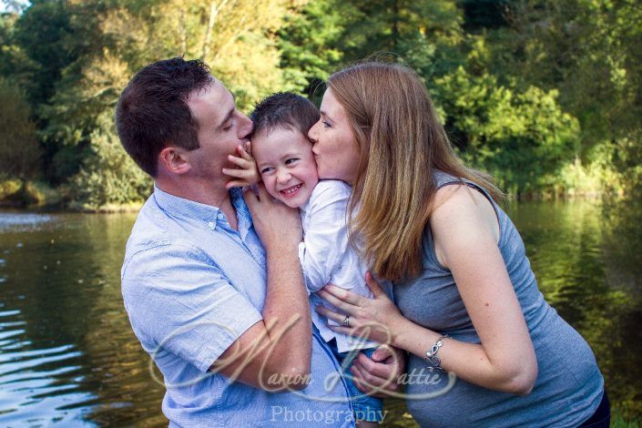 seance grossesse, ventre rond, famille, enfants, bébé, nature, Monistrol-sur-Loire, Bas-en-Basset, Haute-Loire, Auvergne