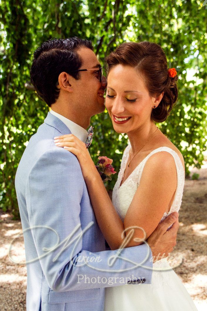 photos de couple, reportage mariage, mariée, marié, nature, reportage de mariage, chateau, chateau de Chazelles, Saint-André-en-Chalencon, Haute-Loire